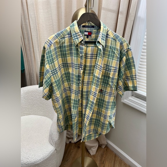 Tommy Hilfiger Men Button Down Plaid Shirt | Large - Picture 3 of 8